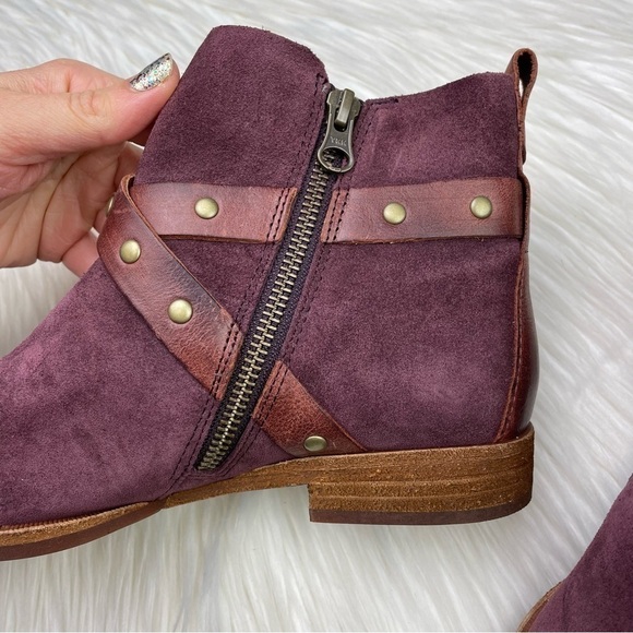 New Kork-Ease Kenai Harness Italian Suede Booties in Burgundy Wine - Picture 4 of 14